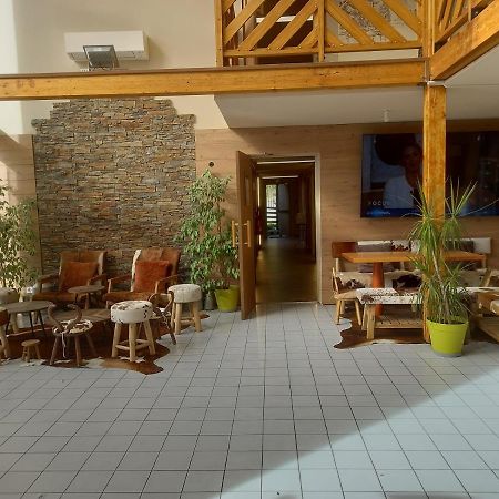 Green Hotels Orleans Nord-Saran Bagian luar foto
