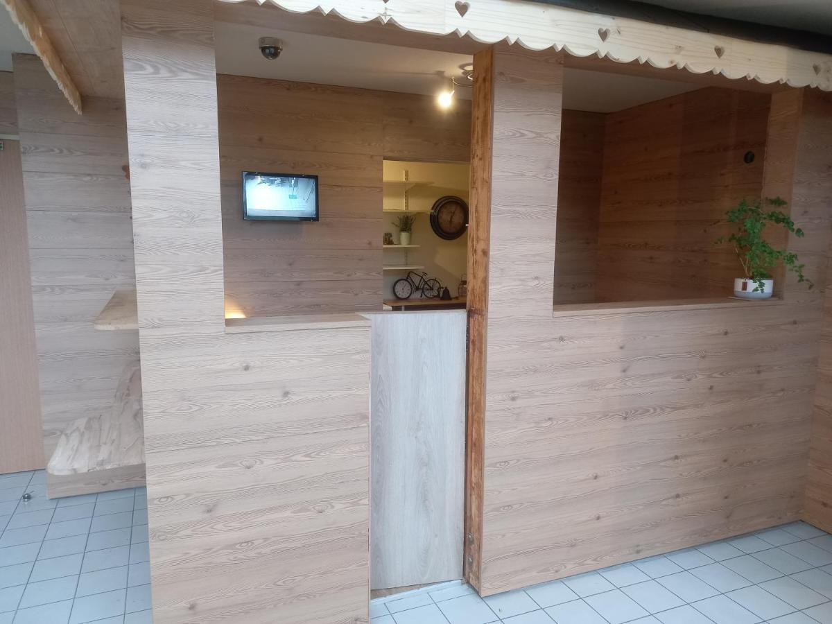 Green Hotels Orleans Nord-Saran Bagian luar foto
